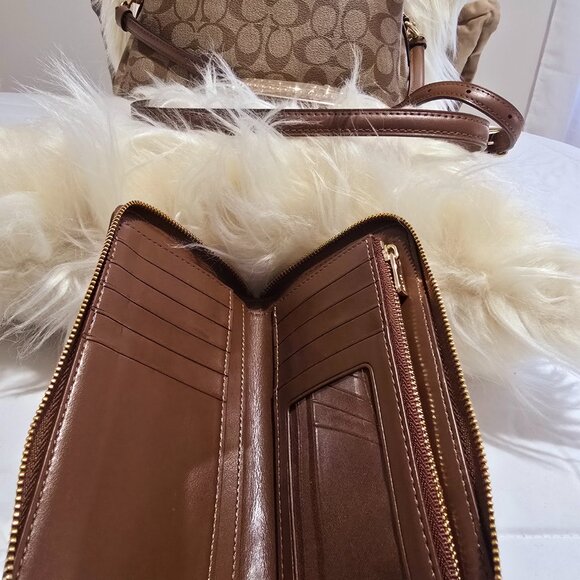 Coach Purse, Wallet, and Chain - Picture 3 of 5